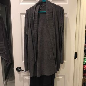 Medium barefoot dreams gray cardigan
